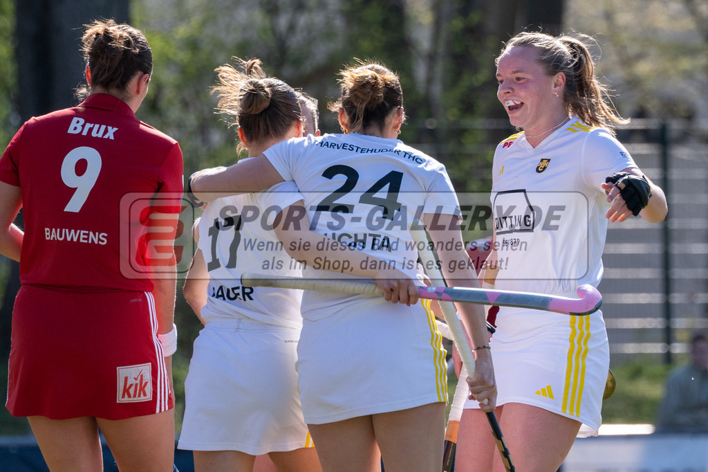 SFE_20260322_0039 | Köln, Deutschland, 22.03.26: Feldhockey 1. Bundesliga Damen zwischen Rot-Weiss Köln - Harvestehuder HTC im REWE Sportpark am 22.03.2026 in Köln, Deutschland. (Foto von Stephan Fehrmann)Köln, Germany, 22.03.26: Feldhockey 1. Bundesliga Damen between Rot-Weiss Köln - Harvestehuder HTC in REWE Sportpark at 22.03.2026 in Köln, Deutschland. (Foto from Stephan Fehrmann)