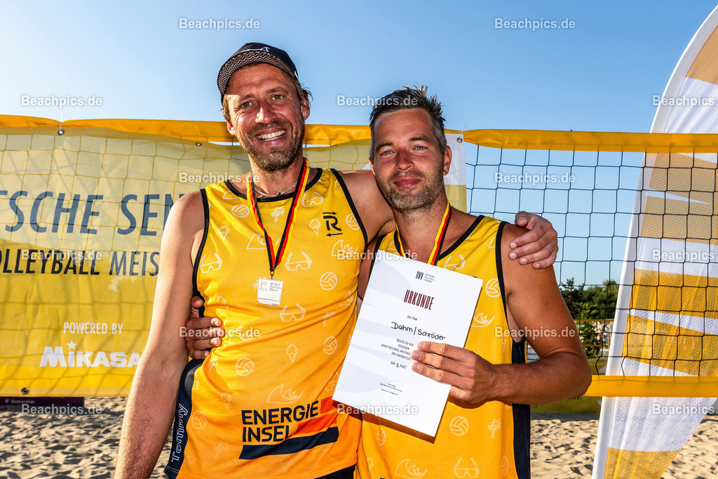 2023-00086433-DSBM-Deutsche-Senioren-Beach-Meisterschaft | Siegerehrung Platzierte DSBM 2023