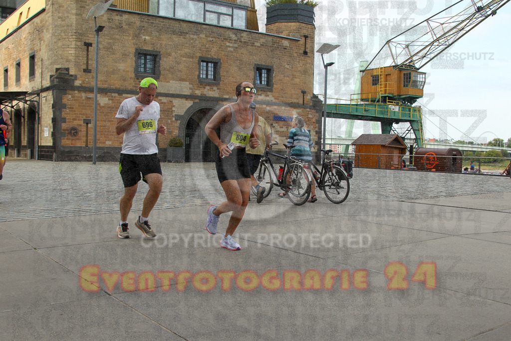 250920_1520_EV4_8467 | Sportfotografie im Rhein-Sieg Kreis, Köln, Bonn, NRW, Rheinland Pfalz, Hessen, etc. Unser Tätigkeitsfeld umfasst den Laufsport vom Volkslauf über den Marathon, Duathlon, Triathon bis zum Ultralauf wie Kölnpfad Ultra oder Schindertrail.
