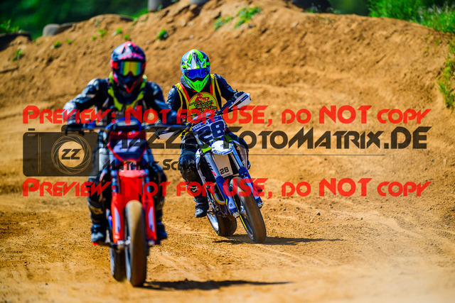 MaZZes_FotoMatrix_240511_6007705_2236 | UE40