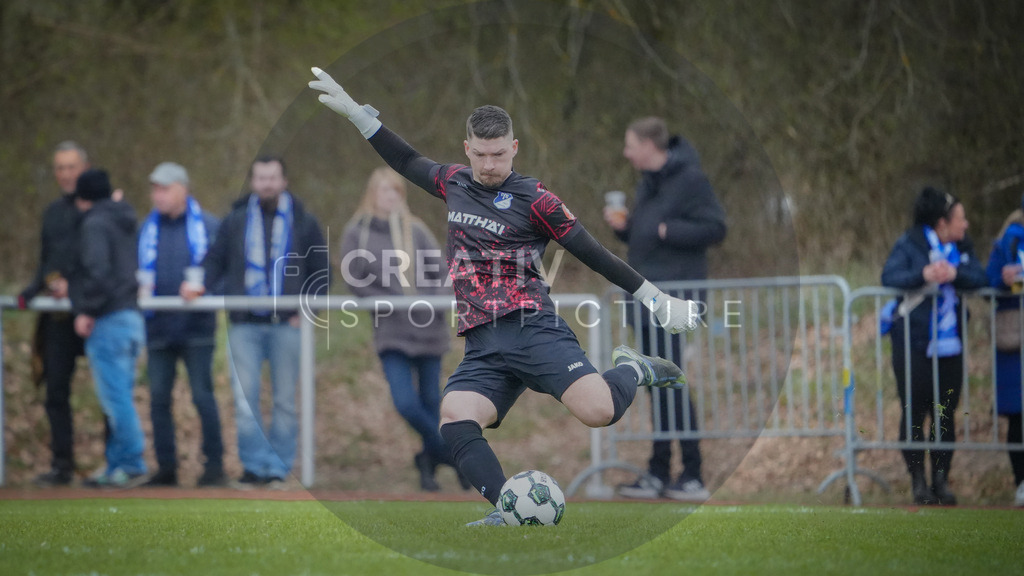 Fußball, Herren, Saison 2025/2026, Landespokal Brandenburg, Halbfinale, RSV Eintracht 1949 vs. VfB 1921 Krieschow, Samstag 28.03.2026, Sportplatz-Heinrich-Zille-Straße | Fußball, Herren, Saison 2025/2026, Landespokal Brandenburg, Halbfinale, RSV Eintracht 1949 vs. VfB 1921 Krieschow, Samstag 28.03.2026, Sportplatz-Heinrich-Zille-Straße, Im Bild: Fritz Pflug (Krieschow) - Realisiert mit Pictrs.com