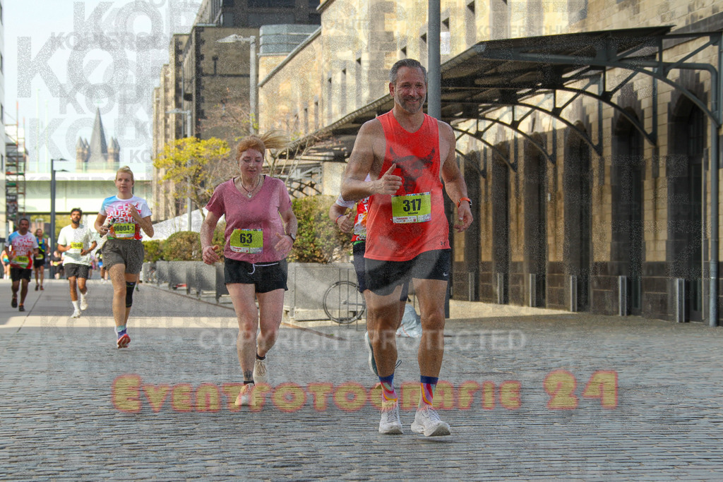 250920_1459_EV4_7807 | Sportfotografie im Rhein-Sieg Kreis, Köln, Bonn, NRW, Rheinland Pfalz, Hessen, etc. Unser Tätigkeitsfeld umfasst den Laufsport vom Volkslauf über den Marathon, Duathlon, Triathon bis zum Ultralauf wie Kölnpfad Ultra oder Schindertrail.