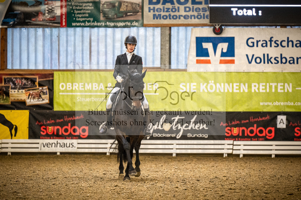 DOS_1528 | Entdecke hochwertige Reitturnierfotos von Foto Oger. Professionell, emotional und authentisch – jetzt Lieblingsmomente im Shop bestellen.Deutschlandweite Turnierfotografie. - Realisiert mit Pictrs.com