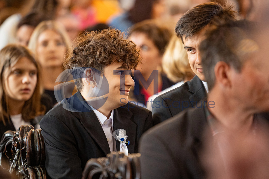 Trainproduction-20240519-1 | Firmung Klagenfurt-Dom 19.05.2024 10:30 Uhr