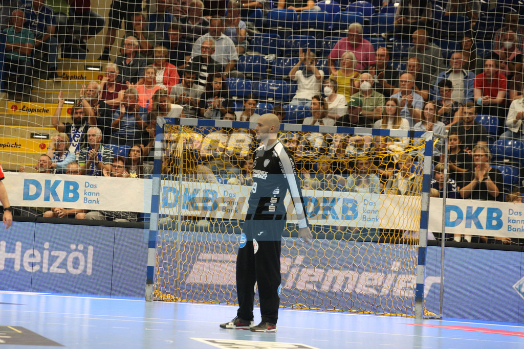 Lemgo - Gummersbach | Urh Kastelic - Realisiert mit Pictrs.com