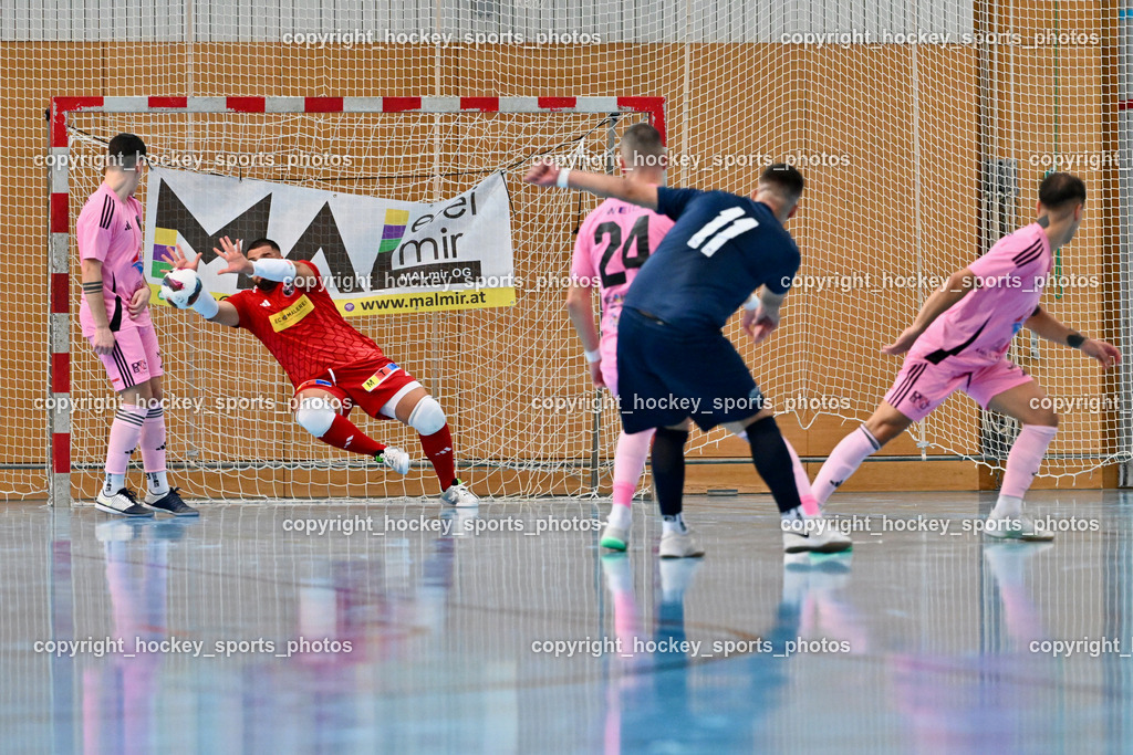 Carinthia Flamengo Futsal Club vs. LPSV-K | #1 Youssef Helal Carinthia Flamengo, #11 Beldin Duric LPSV-K, #21 Robert Dimitrov Carinthia Flamengo, Carinthia Flamengo Futsal Club vs. LPSV-K, Carinthia Flamengo Futsal Club vs. LPSV-K am 03.11.2024 in Klagenfurt (Ballspielhalle Viktring), Austria, (Photo by Bernd Stefan)