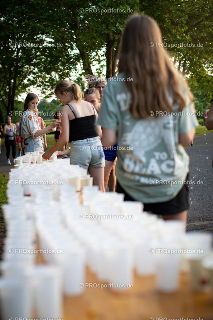 Sparda-Bank Nachtlauf Bonn; Bonn, 18.06.2025 | Impressionen vom Sparda-Bank Nachtlauf Bonn am 18.06.2025 in Bonn (Nordrhein-Westfalen). 