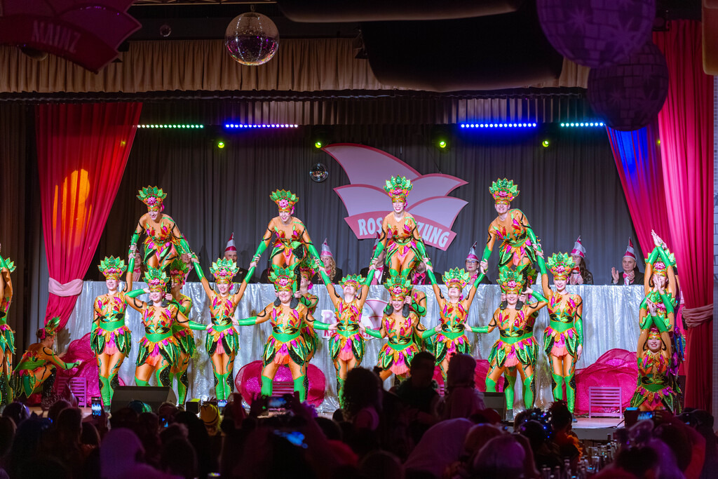 RosaSitzung-152 | Henke Visuals - Realisiert mit Pictrs.com