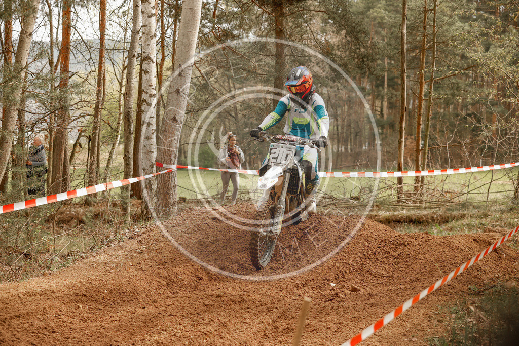 4TaktLauf1-608 | koppe-media - Realisiert mit Pictrs.com