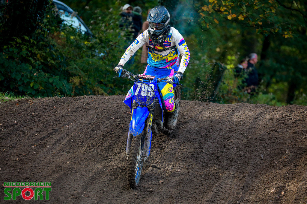 OpenTrack2024_Sonntag_Hobbyfahrer_156 | Bildergalerie von Sport-Ereignissen aber auch von weiteren spannenden Dingen - nicht nur vom Niederrhein. In Anlehnung an den bekannten Spruch von Hanns Dieter Hüsch heißt das Motto: "Niederrhein ist überall".  - Realisiert mit Pictrs.com