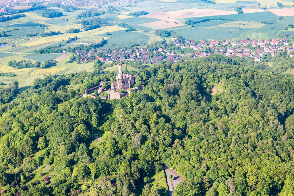 Luftbild: Bamberg, Wildensorg Altenburg im Ortsteil Wildensorg in Bamberg im Bundesland Bayern in Deutschland. Foto: IMG_099799.jpg vom 25.05.2017 durch Werner Riehm/FLY-FOTO.de