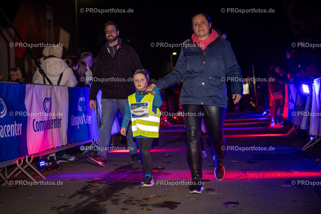 Martinslauf Sindorf 2023 in Kerpen-Sindorf, 09.11.2023 | Impressionen vom Martinslauf Sindorf 2023 am 09.11.2023 in Kerpen-Sindorf (Nordrhein-Westfalen).