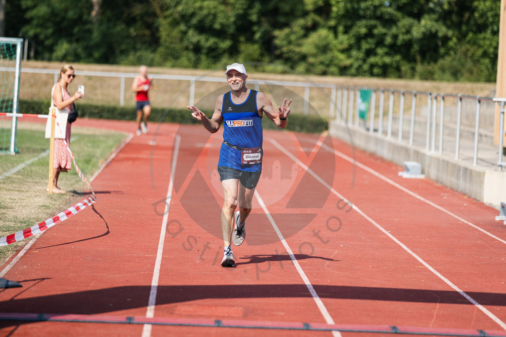 2026-07-26 Halbmarathon Moenchsdeggingen - 00506 | bastis.photos - Realisiert mit Pictrs.com