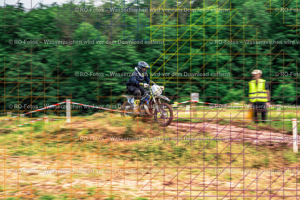 1 Lauf Schlüchtern IGE 2026-247 | Sportfotografie von RO-Fotos: Motorsport, Motocross, Enduro, Laufveranstaltungen und Triathlon. Professionelle Fotos von Sportlern und Events. - Realisiert mit Pictrs.com