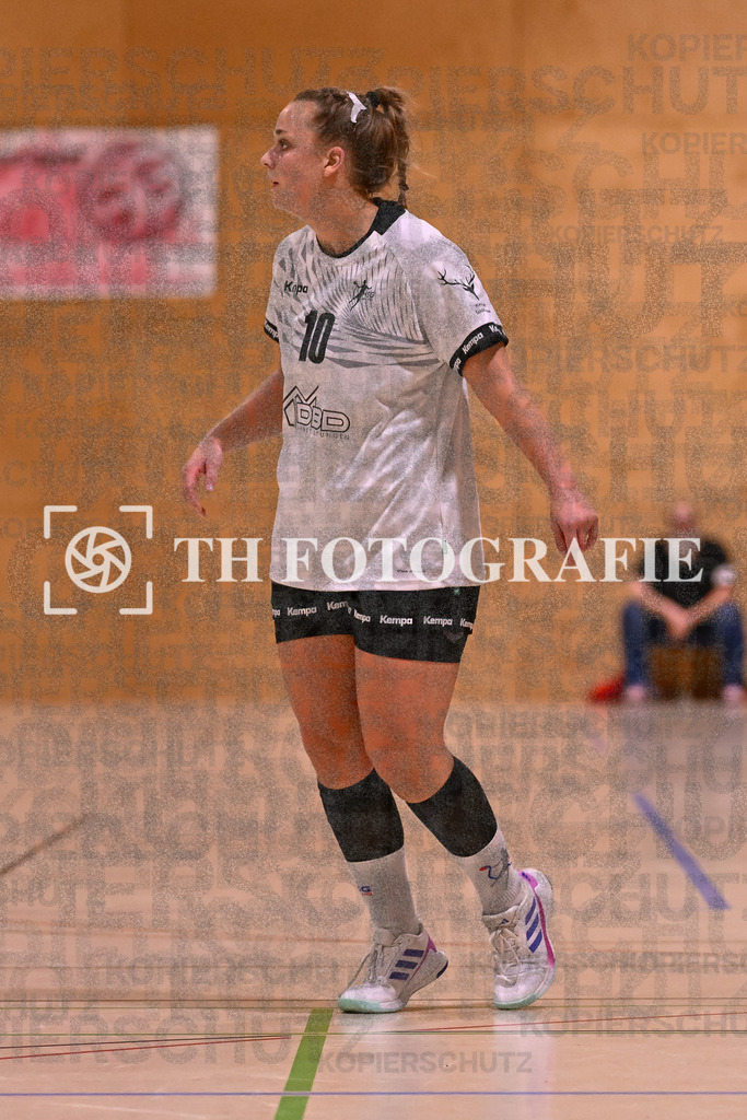 GER, SG Maulburg/Steinen - HSG Dreiland, Frauen-Handball, Oberliga Suedbaden, 3. Spieltag, Saison 2024/2025, 12.10.2024 | Tina Wollschlaeger (HSG Dreiland, #10)GER, SG Maulburg/Steinen - HSG Dreiland, Frauen-Handball, Oberliga Suedbaden, 3. Spieltag, Saison 2024/2025, 12.10.2024Foto: TH Fotografie/Thomas Hess