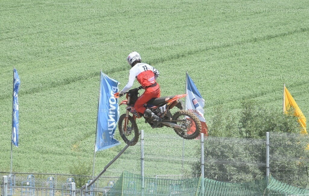 DSC_0430 (2) | Sportfotografie , Motorsport, Motoross, Reitsport, Mointainbike, Enduro,
Landschaft , Outdoor, Eventfotografie, Landschaft, Bilder online bestellen - Realisiert mit Pictrs.com