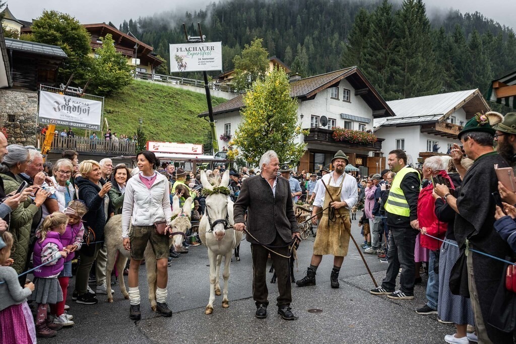 Rupertifest_Flachau_2k25_Webauflösung-318 | Bildershop Chri Fischbacher - Realisiert mit Pictrs.com