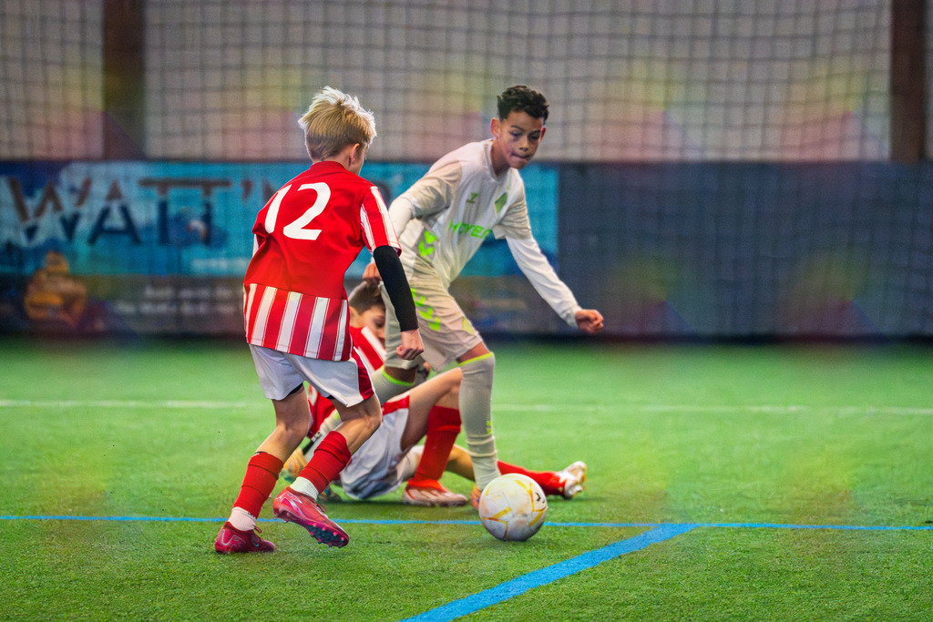 _BLR9133 | Professionelle Fußball- und Sportfotografie. Spielbilder online ansehen und kaufen – Einzelbilder oder komplette Galerien in hoher Qualität. - Realisiert mit Pictrs.com