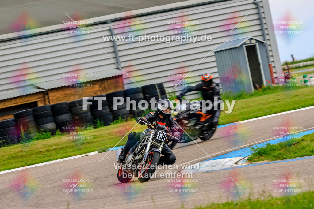 MotoTeam-8123 | Hier findet Ihr Bilder von Touristenfahrten auf der Nürburgring Nordschleife oder von anderen Veranstaltungen die ich besucht habe. Viel Spass beim Durch Schauen 