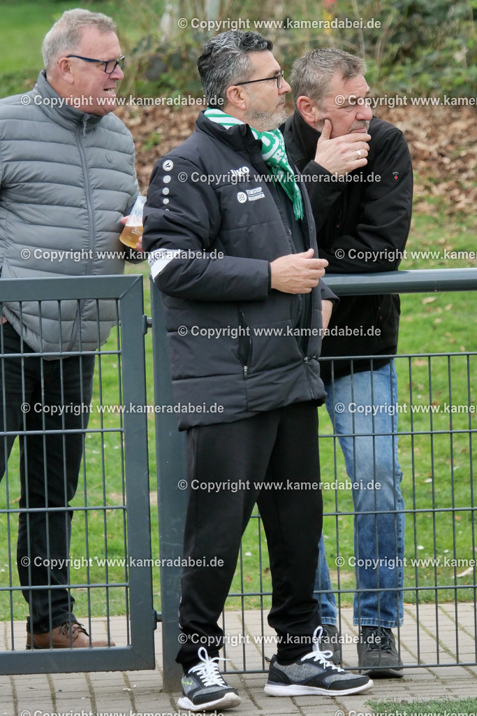 Fußball : Kreisliga A : TV Voerde - Rheingold Emmerich am 29.03.2026  in Voerde. | Fußball : Kreisliga A : TV Voerde - Rheingold Emmerich am 29.03.2026  in Voerde. - Realisiert mit Pictrs.com
