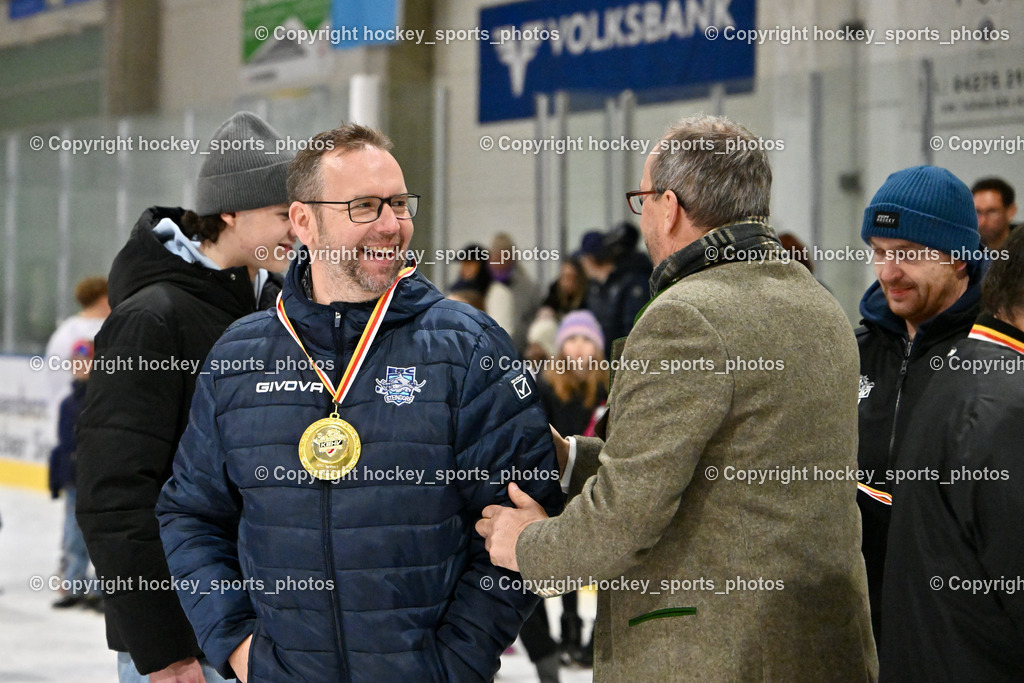 ESC Steindorf vs. EHC Althofen 8.3.2024 | ESC Steindorf vs. EHC Althofen 8.3.2024, ESC Steindorf vs. EHC Althofen Meisterfeier am 08.03.2024 in Steindorf (Ossiachersee Halle), Austria, (Photo by Bernd Stefan)