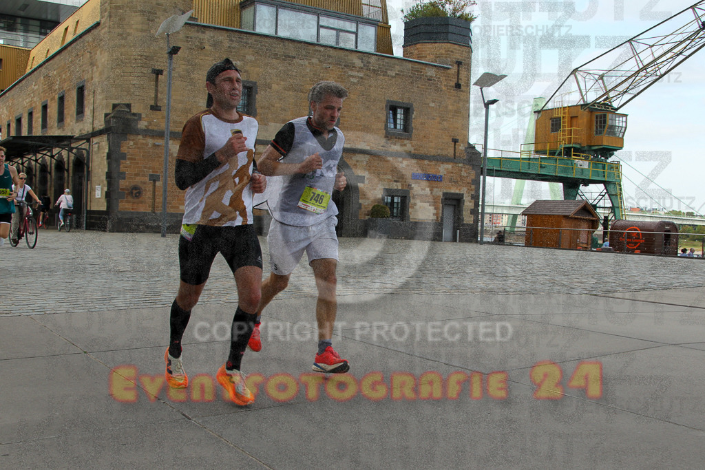 250920_1516_EV4_8328 | Sportfotografie im Rhein-Sieg Kreis, Köln, Bonn, NRW, Rheinland Pfalz, Hessen, etc. Unser Tätigkeitsfeld umfasst den Laufsport vom Volkslauf über den Marathon, Duathlon, Triathon bis zum Ultralauf wie Kölnpfad Ultra oder Schindertrail.