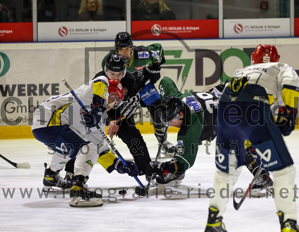 2023-01-06_042_TSV_Erding_gegen_ERV_Schweinfurt | Erding, Deutschland, 06.01.2023:
Eishockey, Bayernliga 2022 / 2023, 26. Spieltag, TSV Erding gegen ERV Schweinfurt, Endergebnis: 7:3

Thomas Plihal (Erding Gladiators, #39)

Foto: Christian Riedel / fotografie-riedel.net