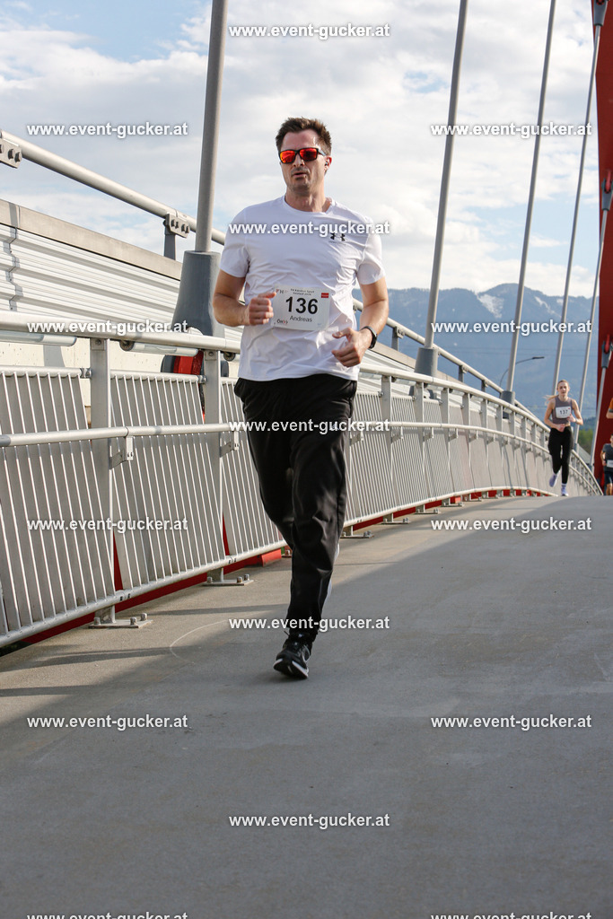 _IPS1810 | Sportfoto event-gucker Herbert Scherer