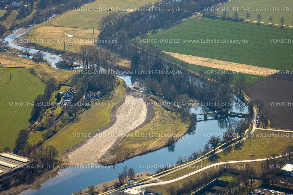 Wickede250305711 | Luftbild, Fluss Ruhr mit Wehr, trockenes Flussbett Am Graben, Wimbern, Wickede, Soester Börde, Nordrhein-Westfalen, Deutschland