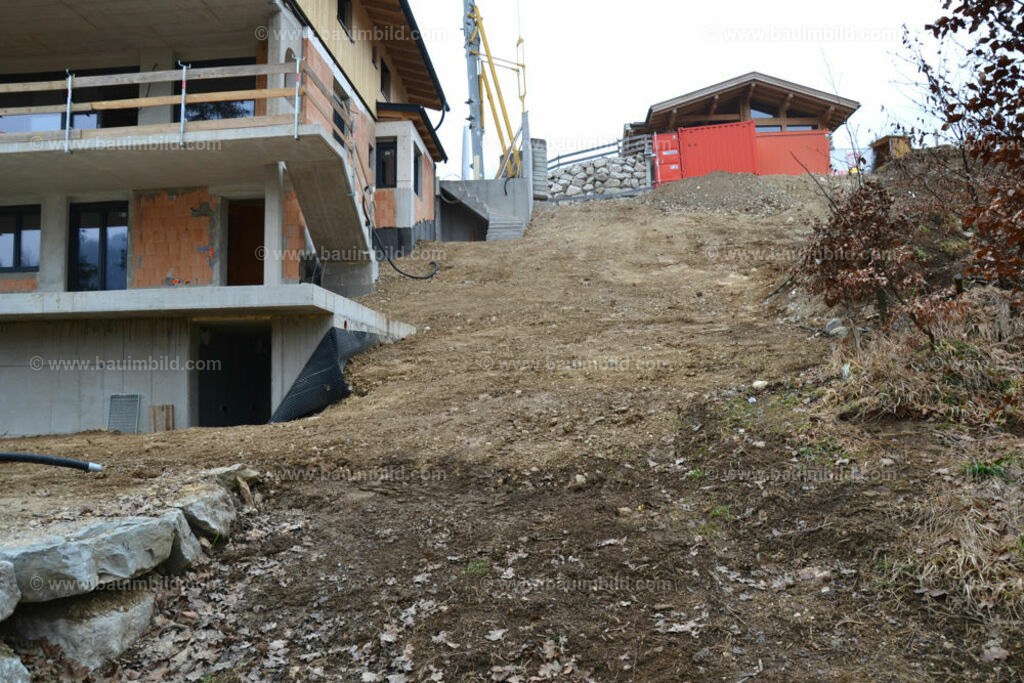 bib-lg25-aussenanlagen-0008 | Nach LV-Leistungsgruppen sortierte Detailfotos über den Bau eines Hauses. Alle Hausbau-Bilder direkt vom Urheber und Autor der Website Haus-Selber-Bauen.com