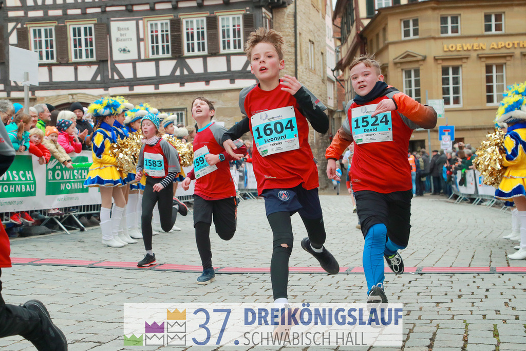 Stadtwerke Jugendlauf 1700m | 3 Koenigslauf 2023 - Realisiert mit Pictrs.com