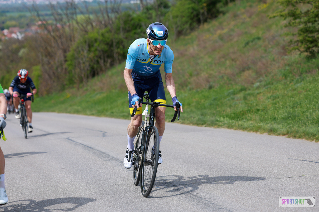 611_AR6_0558 | Neusiedlersee Radmarathon 2026@sportshot_your_pictrs #yourpictures#roadtowm2029 #nrm #neusiedlerseeradmarathon #neusiedlersee #neusiedlerseetourismus #burgenland #mörbisch #nrm26 #burgenlandtourismus #voglundco #poweredbyburgenlandtourismus #radsport #rad #marathon #ucigranfondo #visitburgenland #ucigranfondoworldseries