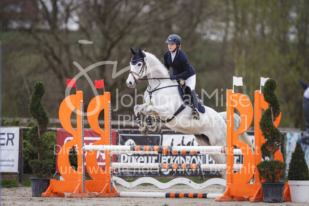 240330_Fruehlingsfest_Stil-A1_U30-386 | Deine schönsten Turniermomente als professionelle Fotos! Entdecke hochwertige Pferdesport-Fotografie im Online-Shop. Jetzt Fotos finden & bestellen!