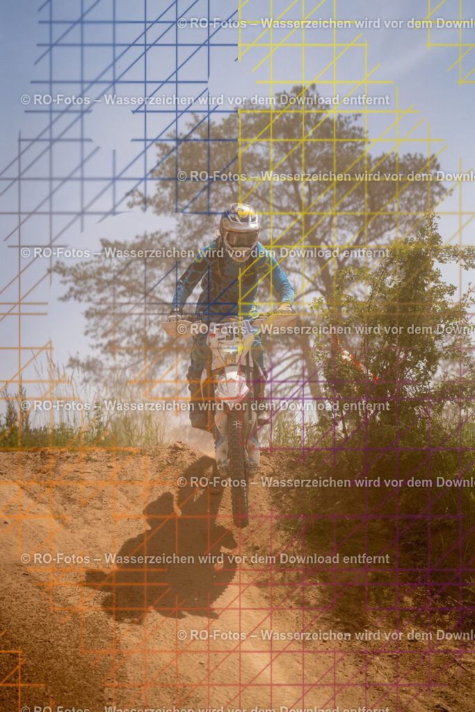 Niederwürzbach 2 Lauf-551 | Sportfotografie von RO-Fotos: Motorsport, Motocross, Enduro, Laufveranstaltungen und Triathlon. Professionelle Fotos von Sportlern und Events. - Realisiert mit Pictrs.com