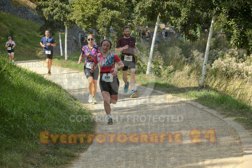 250824_1449_EX1_7682 | Sportfotografie im Rhein-Sieg Kreis, Köln, Bonn, NRW, Rheinland Pfalz, Hessen, etc. Unser Tätigkeitsfeld umfasst den Laufsport vom Volkslauf über den Marathon, Duathlon, Triathon bis zum Ultralauf wie Kölnpfad Ultra oder Schindertrail.