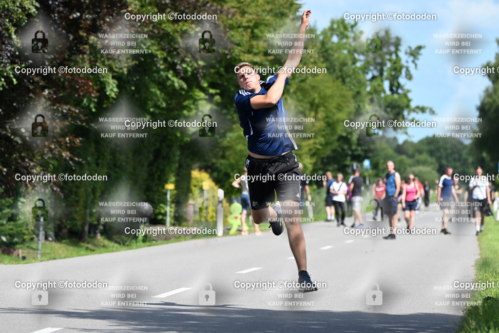 DSC_0948 | Jonas Eden (im Bild) warf mit Sören Saathoff (beide Theener)