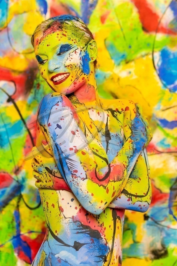 Bodypainting-COLOURLISA_0308 | #004 | Modell: Lisa | Foto: Dennis Largo Schulz - Realisiert mit Pictrs.com