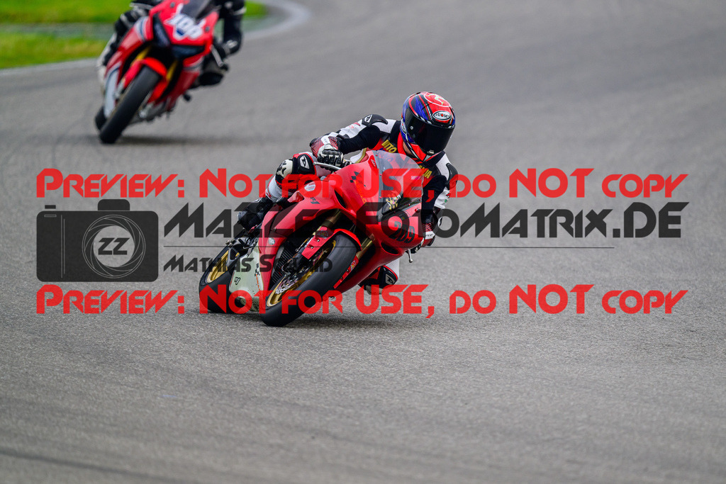 MaZZes_FotoMatrix_240521_6007705_1418 | ROT