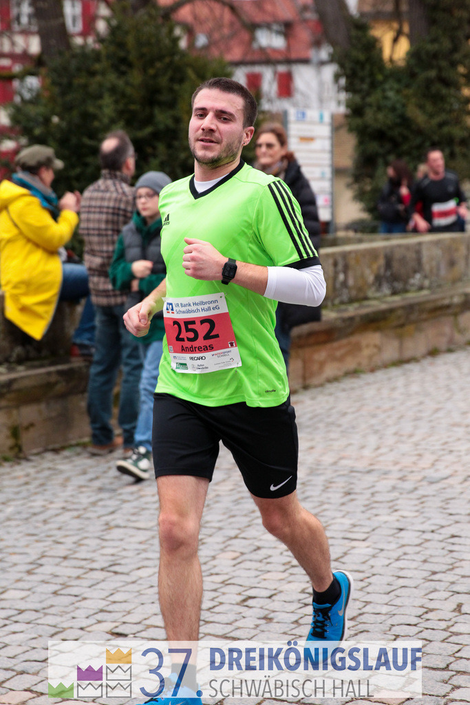 VR Bank Hauptlauf 10000m | 3 Koenigslauf 2023 - Realisiert mit Pictrs.com