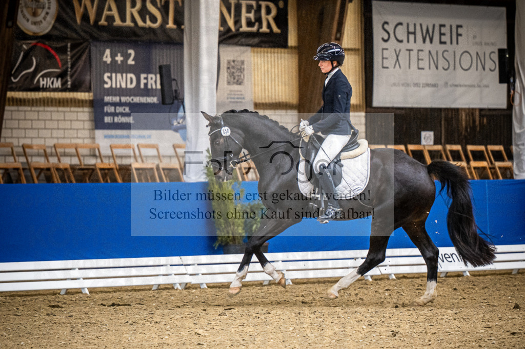 DOS_0799 | Entdecke hochwertige Reitturnierfotos von Foto Oger. Professionell, emotional und authentisch – jetzt Lieblingsmomente im Shop bestellen.Deutschlandweite Turnierfotografie. - Realisiert mit Pictrs.com