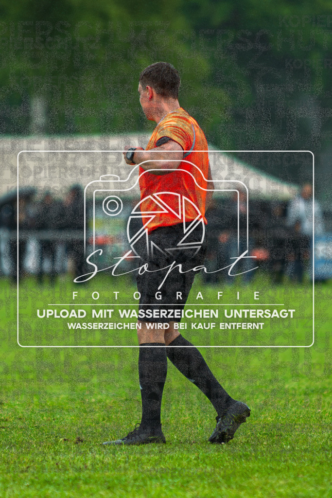 Final Kreispokal HK - Germania Walsrode vs. TSV Wietzendorf | Michael Böttrich (Schiedsrichter); Finale Kreispokal HK - Germania Walsrode vs. TSV Wietzendorf am 07.06.2026 in Sportplatz Alter Schulweg, Schülern - Realisiert mit Pictrs.com