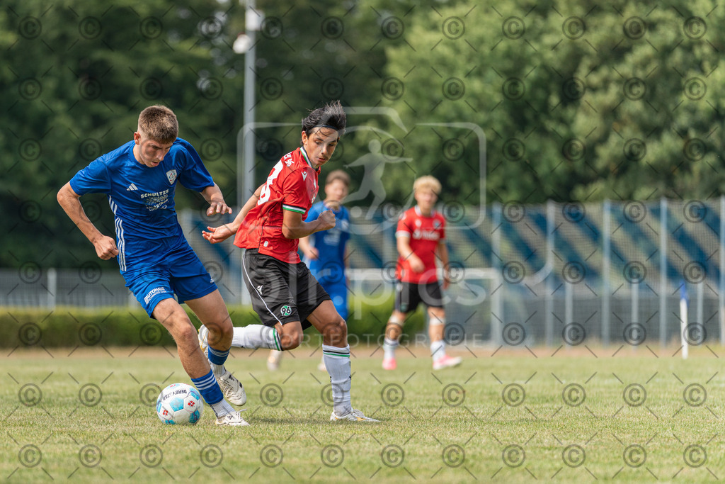 _DSC8632 | Professionelle Fußball- und Sportfotografie. Spielbilder online ansehen und kaufen – Einzelbilder oder komplette Galerien in hoher Qualität. - Realisiert mit Pictrs.com