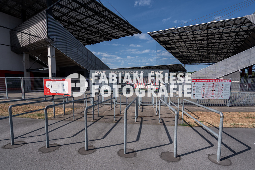 Rot-Weiss Essen; 3. Liga, Media Day 2026/2027, Foto: Eibner-Pressefoto/Fabian Friese | Ein Blick Richtung Stadion,Rot-Weiss Essen; 3. Liga, Media Day 2026/2027, Foto: Eibner-Pressefoto/Fabian Friese - Realisiert mit Pictrs.com