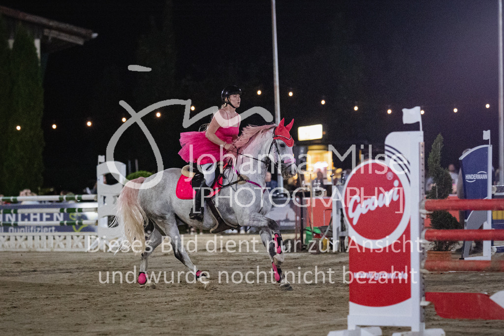 230827_Delbrueck_Kostuem-837 | Deine schönsten Turniermomente als professionelle Fotos! Entdecke hochwertige Pferdesport-Fotografie im Online-Shop. Jetzt Fotos finden & bestellen!