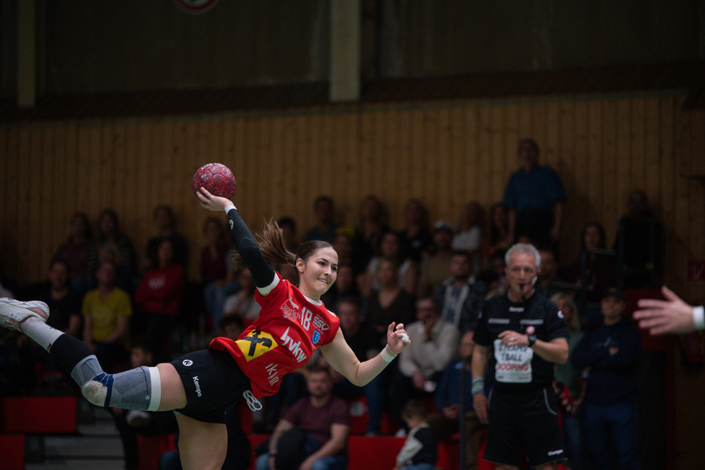 DSC_6084 | "Fussifoto.com – Ihr Ansprechpartner für hochwertige Fotografie! Entdecken Sie kreative Bilder und professionelle Dienstleistungen. Kontaktieren Sie uns für Ihre Projekte!"