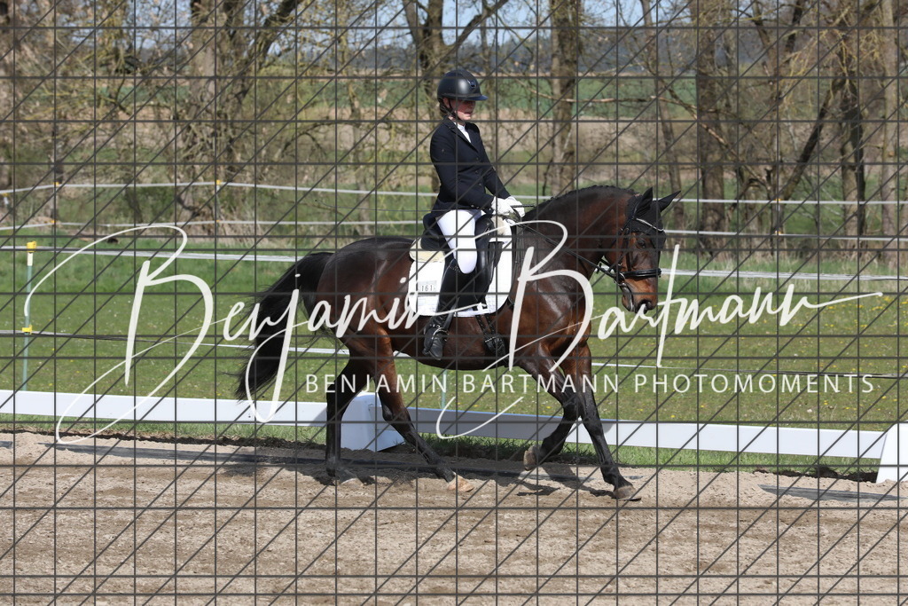 AZ2A3072 | Benjamin Bartmann Photomoments