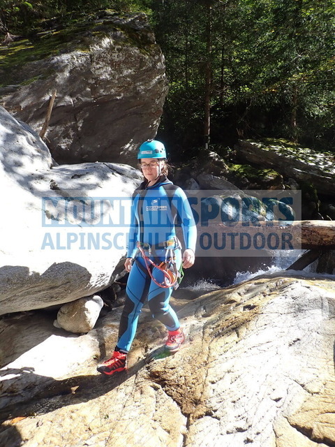 P9230005 | Bestelle die Bilder deines Berg- oder Wasser-Abenteuers mit Mountain Sports bequem von zu Hause aus direkt über unseren Online Fotoshop von pictrs.com. - Realisiert mit Pictrs.com