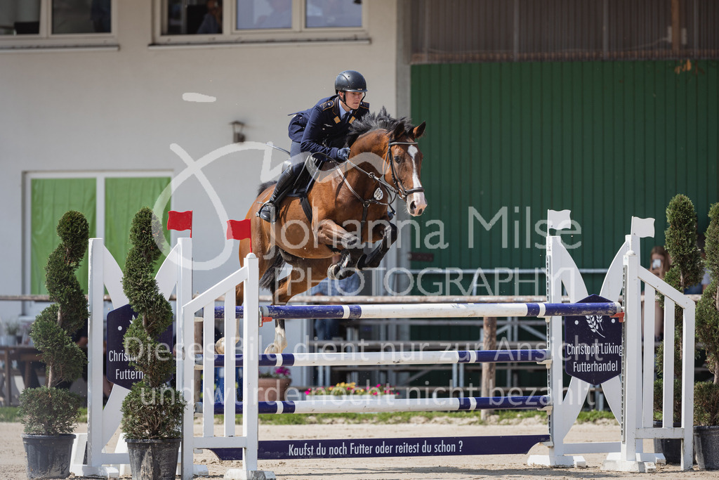 230624_PfSpTa_YoungsterM2-807 | Deine schönsten Turniermomente als professionelle Fotos! Entdecke hochwertige Pferdesport-Fotografie im Online-Shop. Jetzt Fotos finden & bestellen!