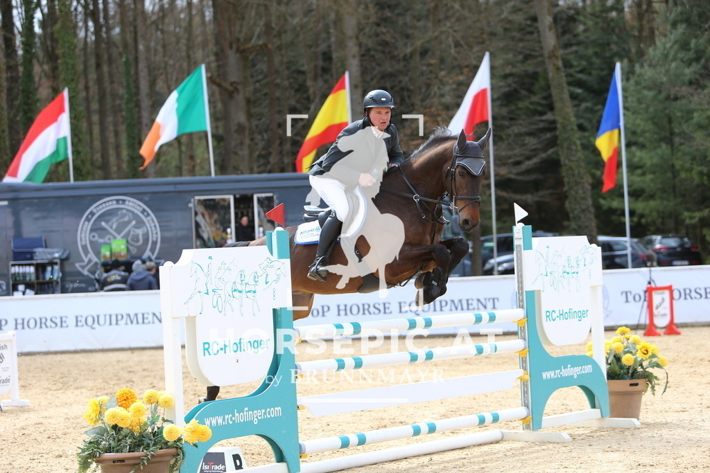 DL2Q9847 | Willkommen bei Brunnmayr - Design & Fotografie – Ihrem Spezialisten für Reitturniere und Pferdeveranstaltungen in Oberösterreich, Salzburg und Bayern! Seit über 17 Jahren sind wir leidenschaftlich dabei.