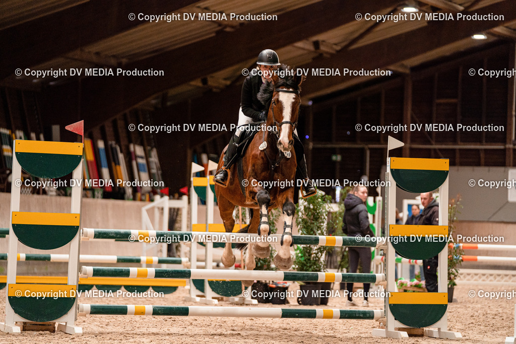 Springen Tag 2-329 | dv-media-shop - Realisiert mit Pictrs.com